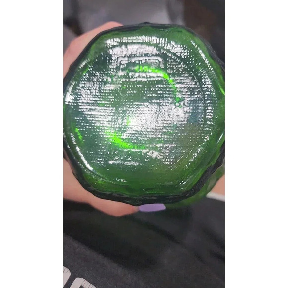 FTD Emerald Green Glass Flower Vase 10” Decorative Leaf Design Vintage 1976 - Picture 3 of 3